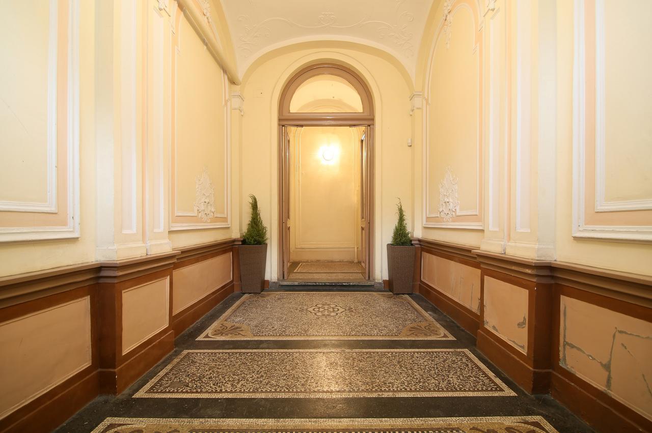 Apartment Beautiful Ujezd Prag