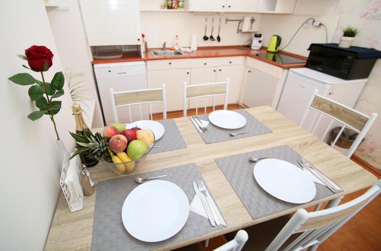 Beautiful Ujezd Apartment Prag