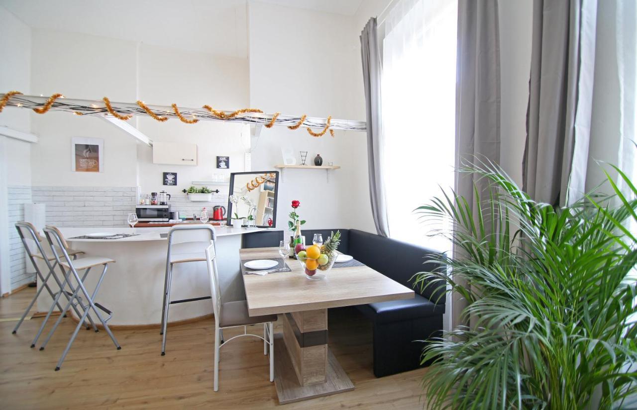 Apartment Beautiful Ujezd *